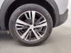 3008 HYBRID 136CH ALLURE PACK E-DCS6 detail