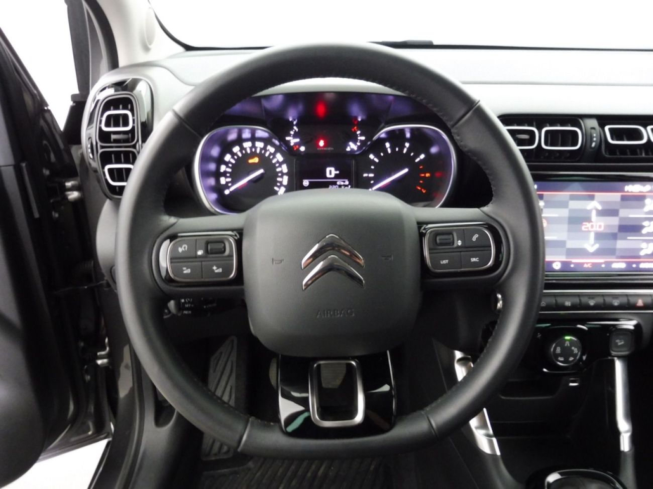 Mandataire Citroën C3 AIRCROSS 1.2 PURETECH 110CH SHINE