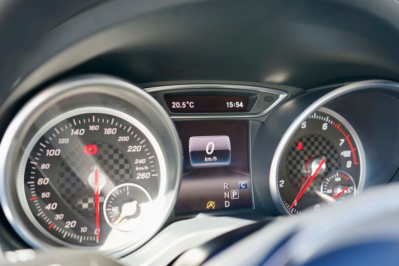 Mandataire MERCEDES CLASSE A 180 7G-DCT Sensation