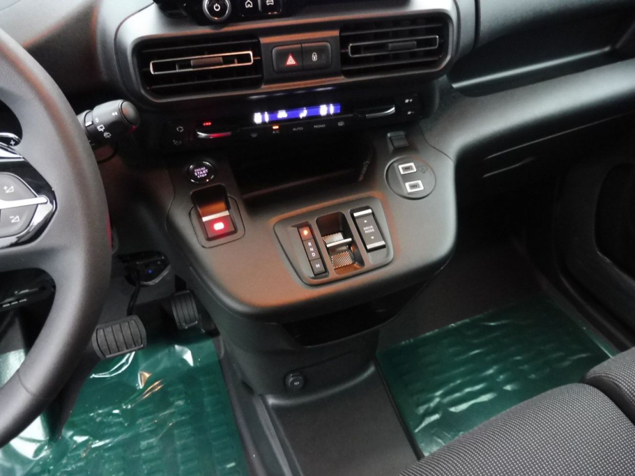 Mandataire PEUGEOT Partner XL 950KG BLUEHDI 130CH S&S EAT8