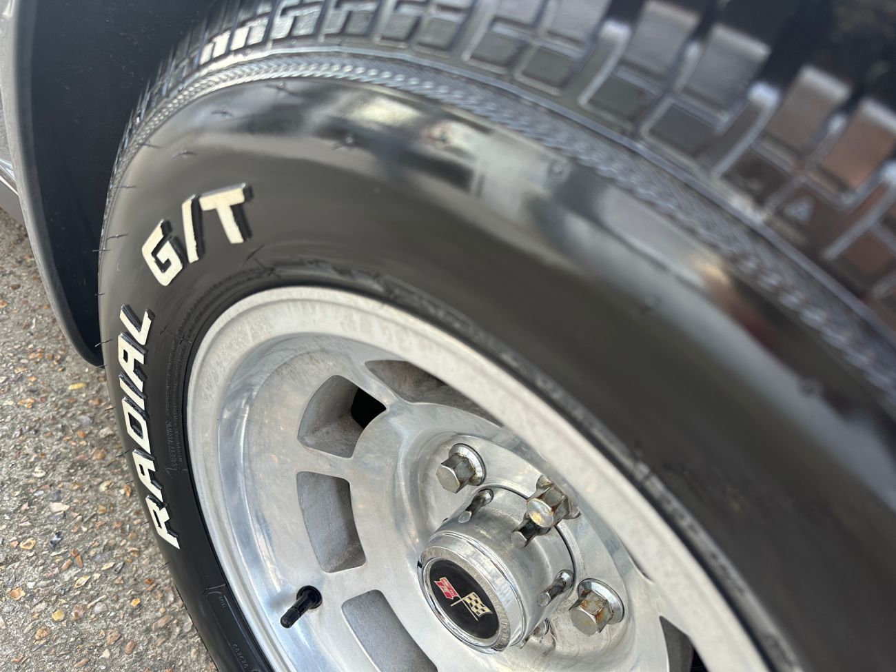 Mandataire CHEVROLET CORVETTE C3 T-TOP 25 TH ANNIVERSARY V8 350 L48