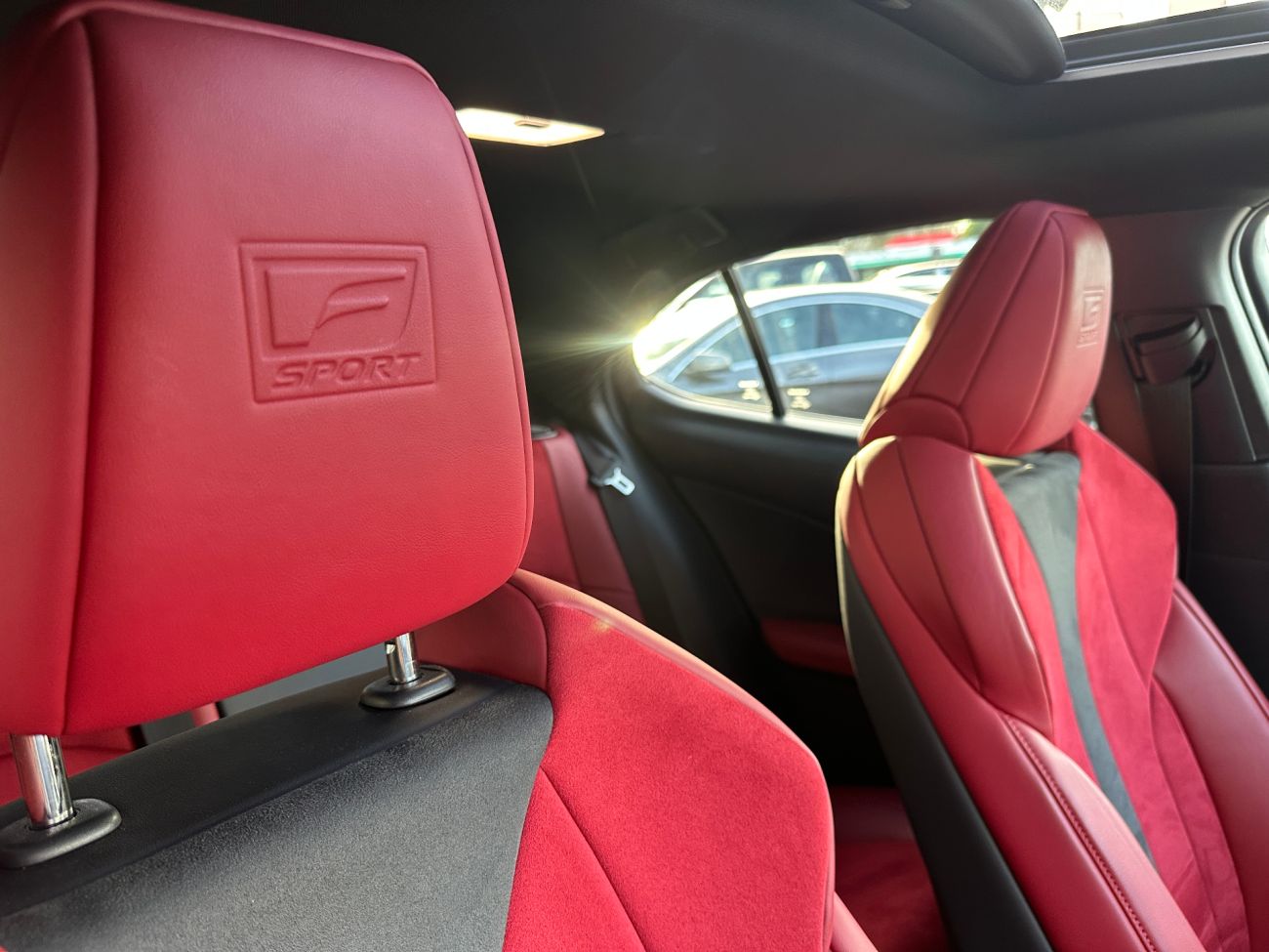 Mandataire LEXUS UX 250h 2WD F SPORT