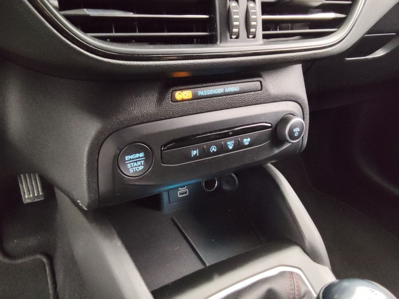 Mandataire Ford Focus 1.0 ECOBOOST 125st line