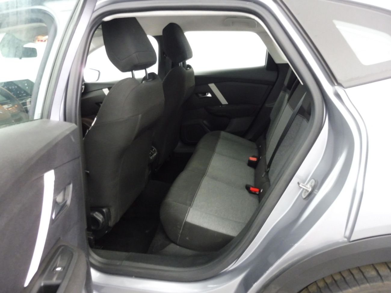 Mandataire Citroën C4 X 1.2 PURETECH 100 FEEL