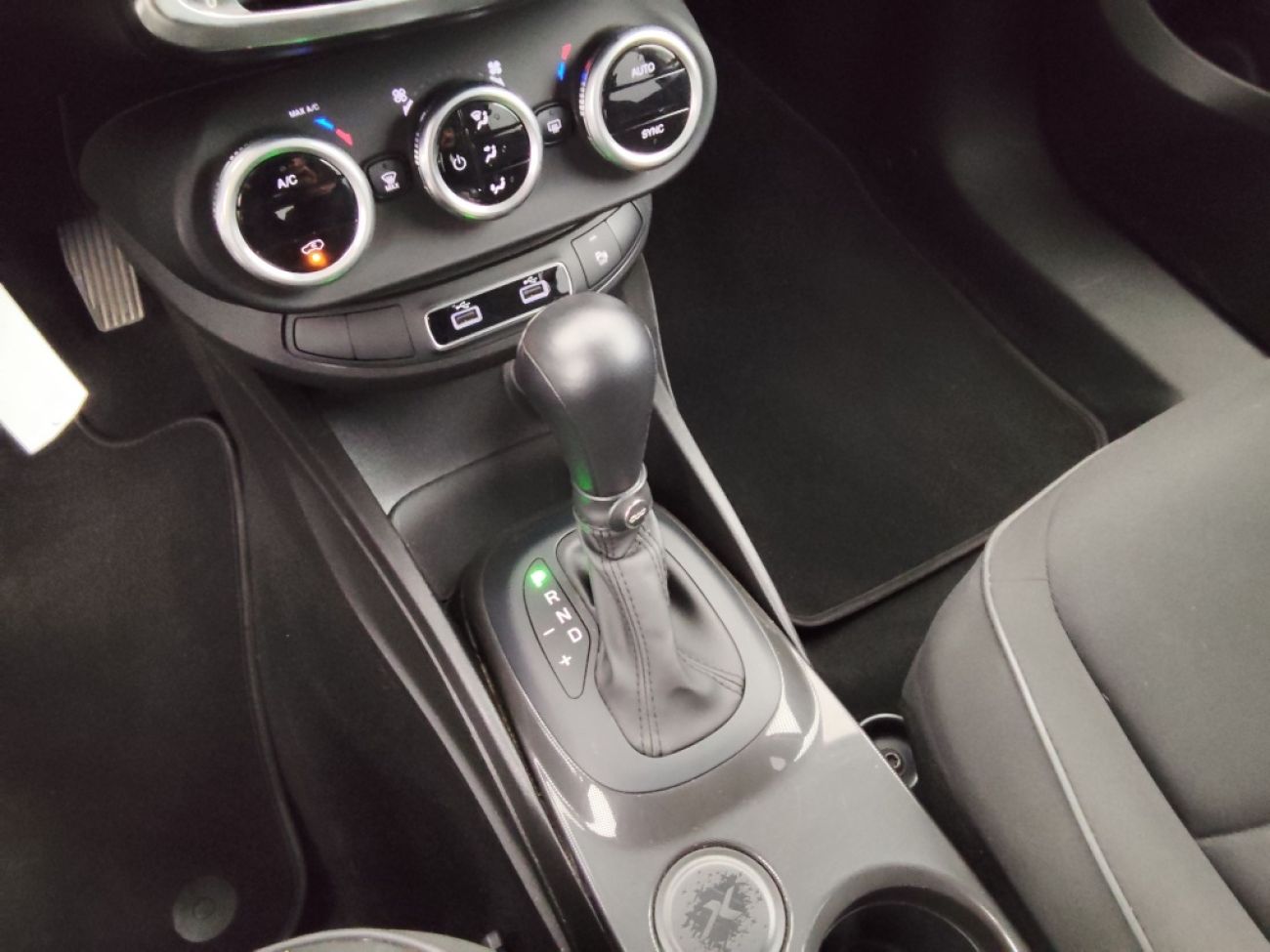 Mandataire FIAT 500X 1.5 FIREFLY TURBO 130CH S/S HYBRID PACK CONFORT DCT7