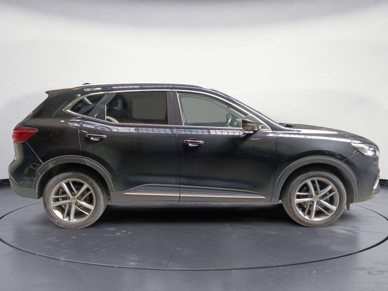 Mandataire MG HS 1.5 T-GDI 162 AT luxury