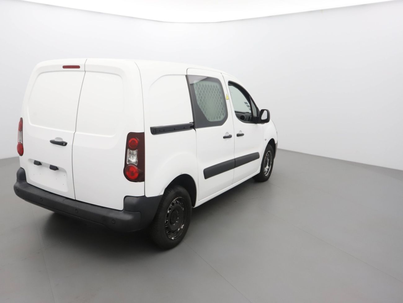 Mandataire Citroën Berlingo BLUEHDI 75CH CLUB