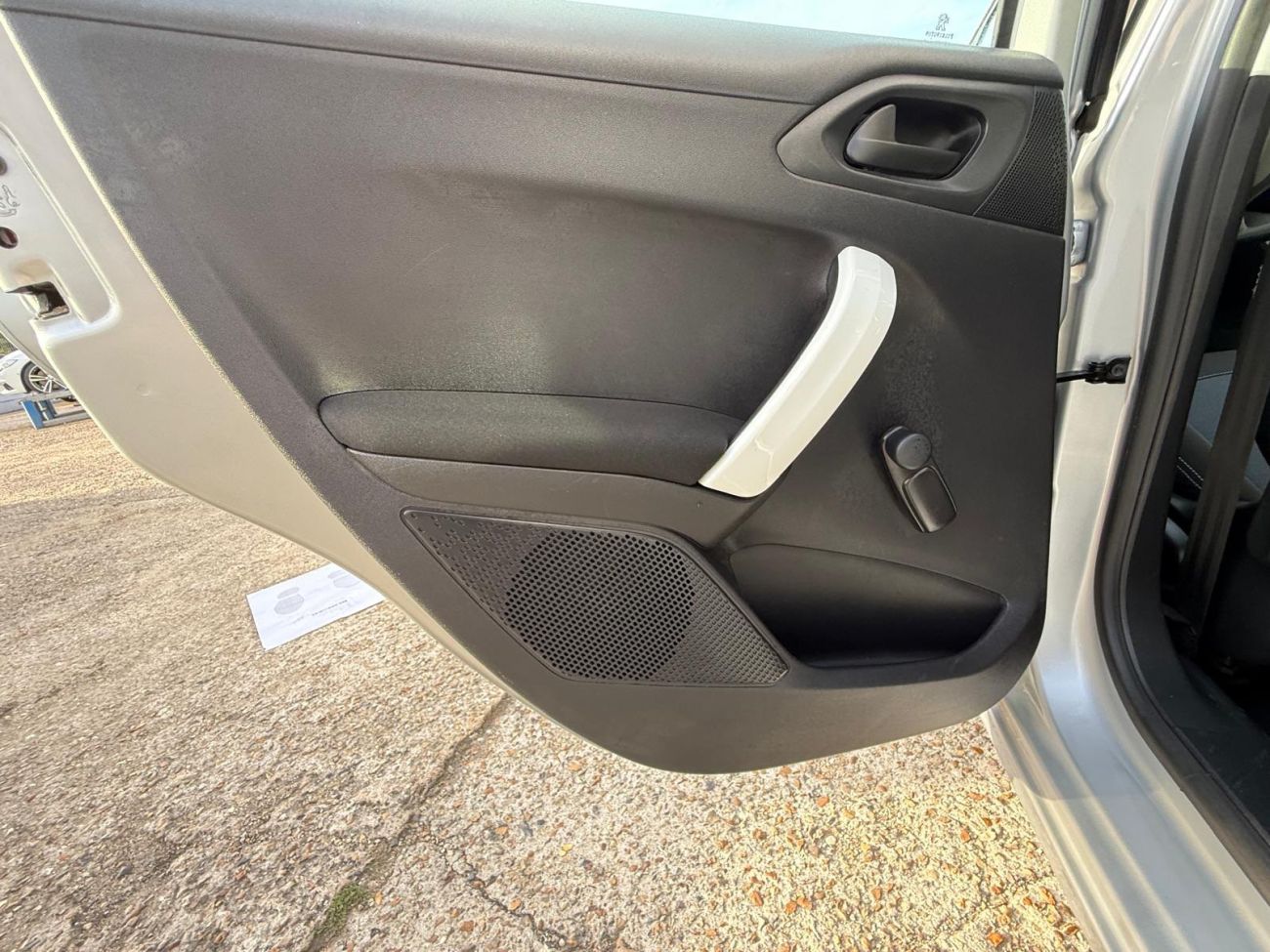 Mandataire PEUGEOT 208 1.2 PureTech 68ch BVM5 Like