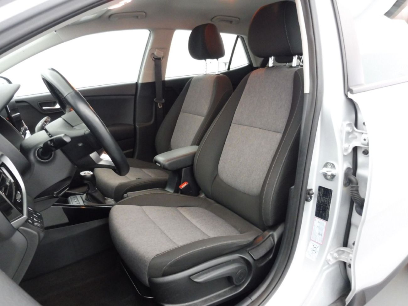 Mandataire Kia Stonic 1.0 T-GDI 100urban