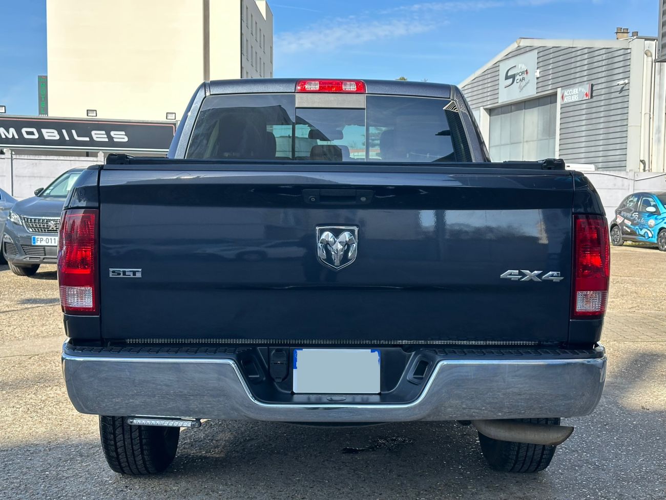 Mandataire DODGE RAM 1500 SLT DOUBLE CABINE 5.7 HEMI 395 BVA 4X4 4 PLACES PAS MALUS PAS ECOTAXE