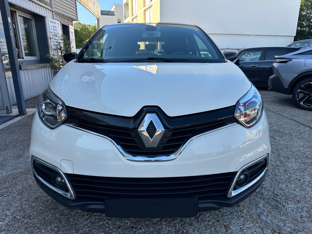 Mandataire RENAULT CAPTUR TCe 120 Intens EDC