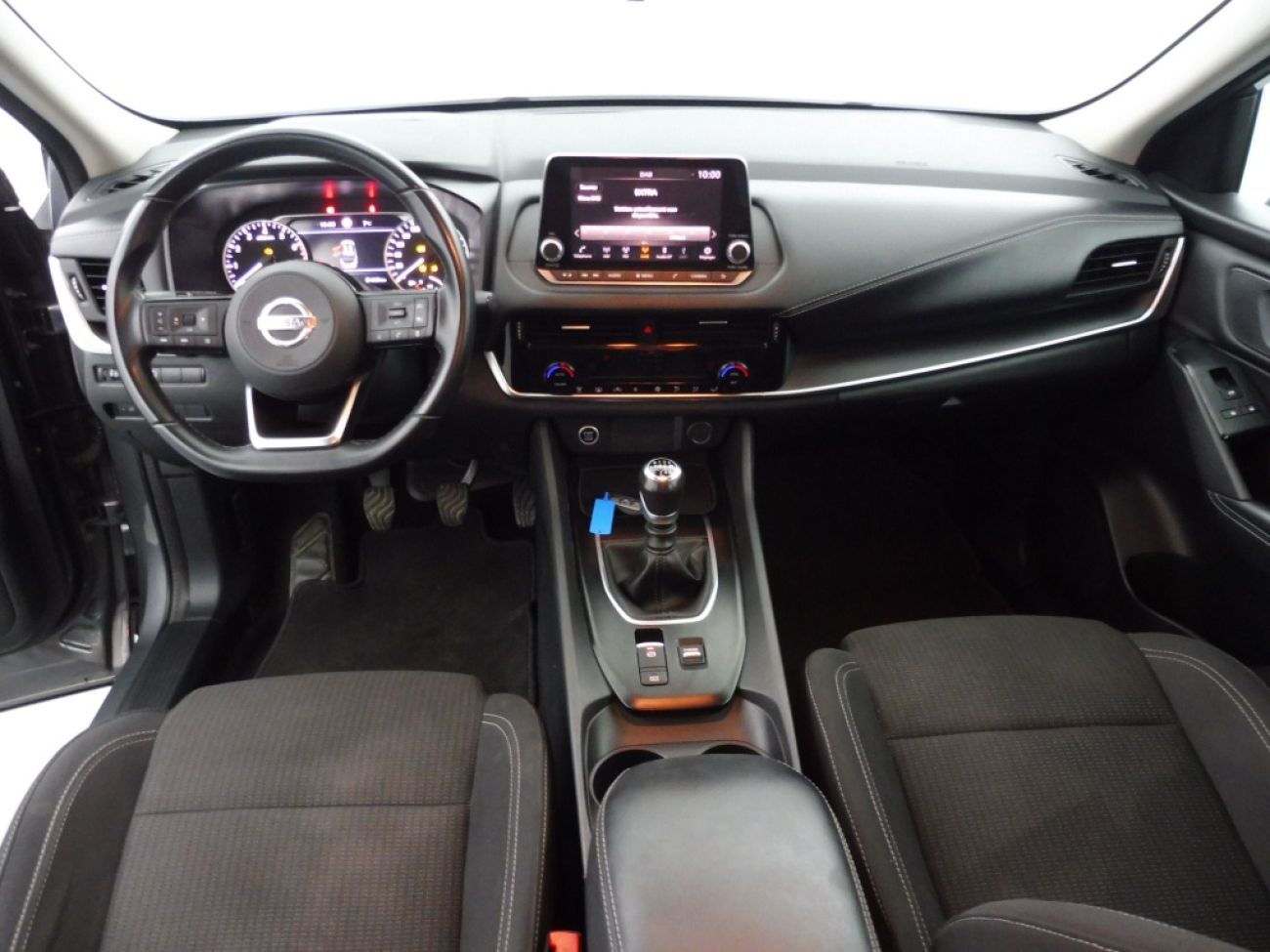 Mandataire NISSAN Qashqai 1.3 DIG-T 140 MHEVacenta