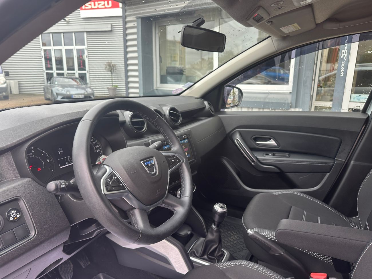 Mandataire Dacia DUSTER ECO-G 100 4x2 Prestige