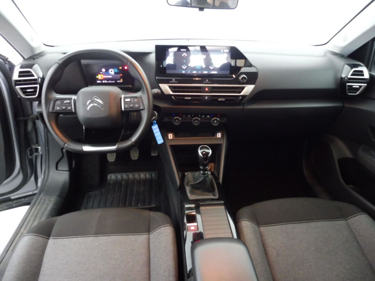 Mandataire Citroën C4 X 1.2 PURETECH 100 FEEL