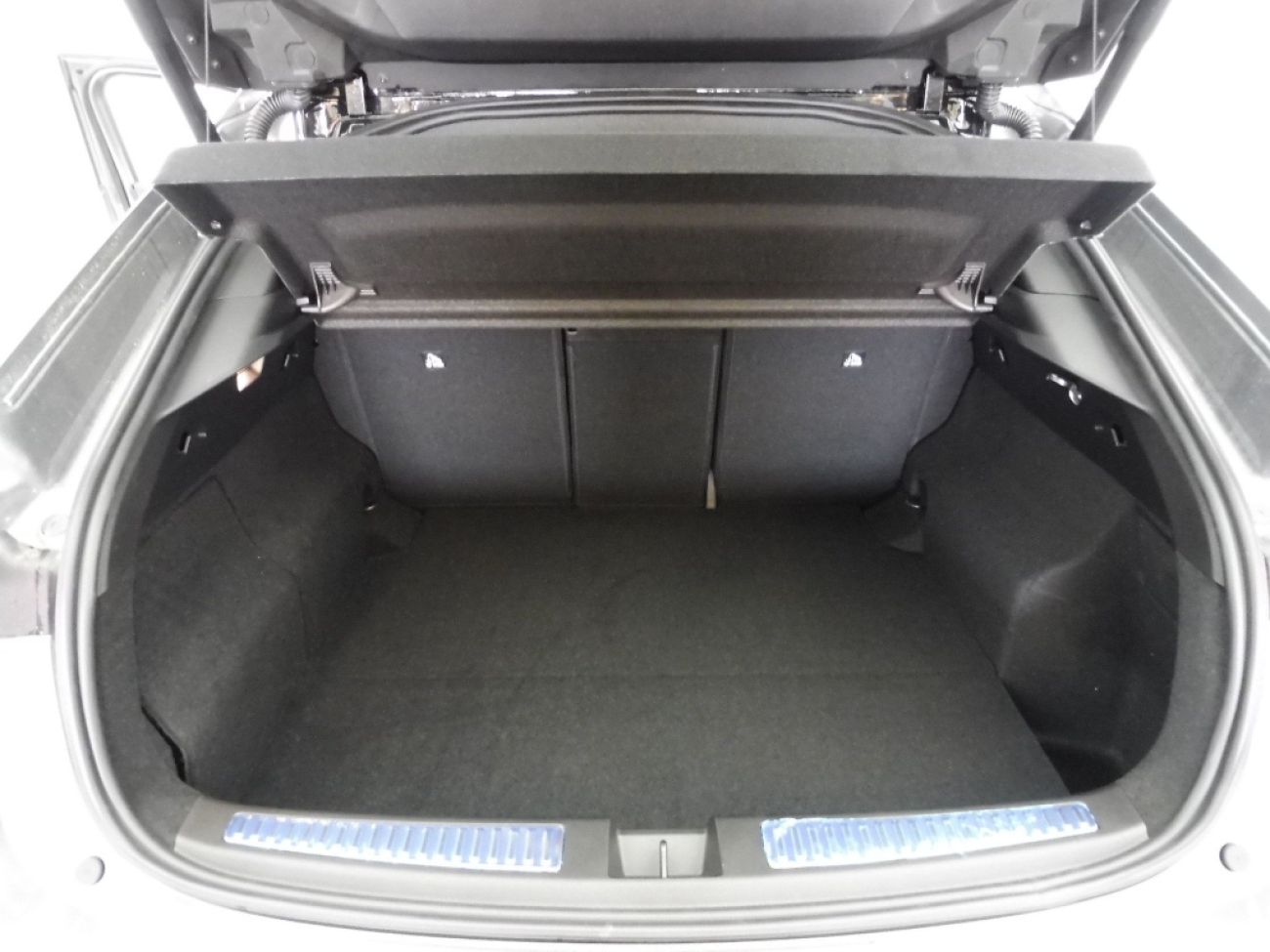 Mandataire RENAULT RAFALE 1.2 E-TECH FULL HYBRID 200CH ESPRIT ALPINE - 25