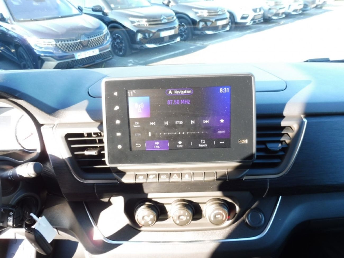 Mandataire RENAULT Trafic L2H1 3T 2.0 BLUE DCI 150CH ADVANCE EDC -24