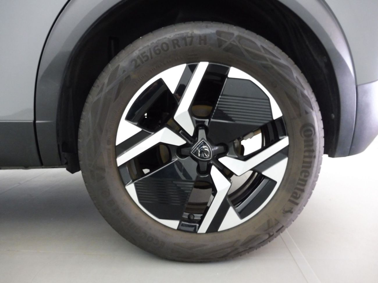 Mandataire PEUGEOT 2008 1.2 PURETECH 130CH S&S ALLURE EAT8