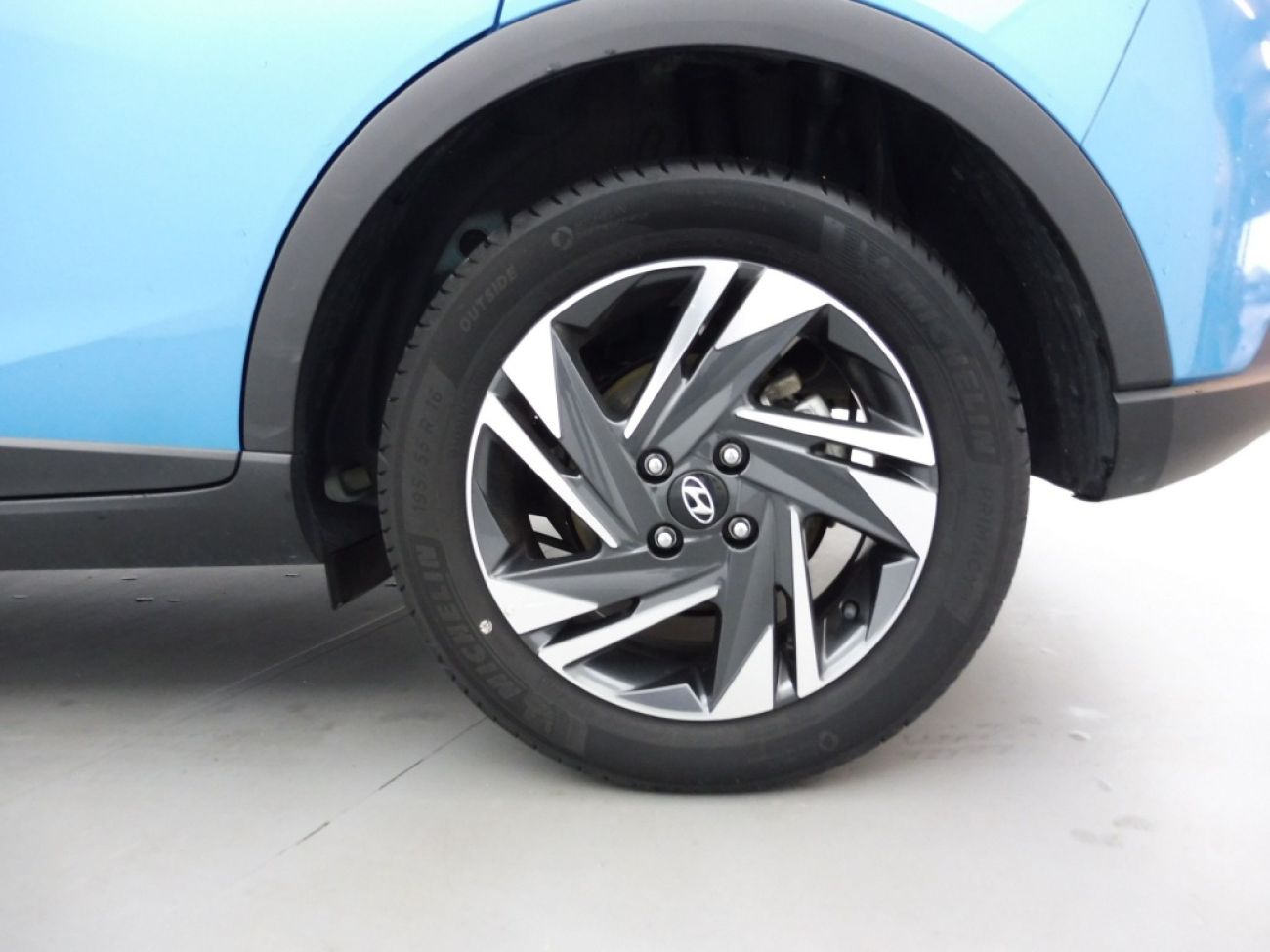 Mandataire Hyundai Bayon 1.0 T-GDI 100CH HYBRID 48V TECNO DCT-7