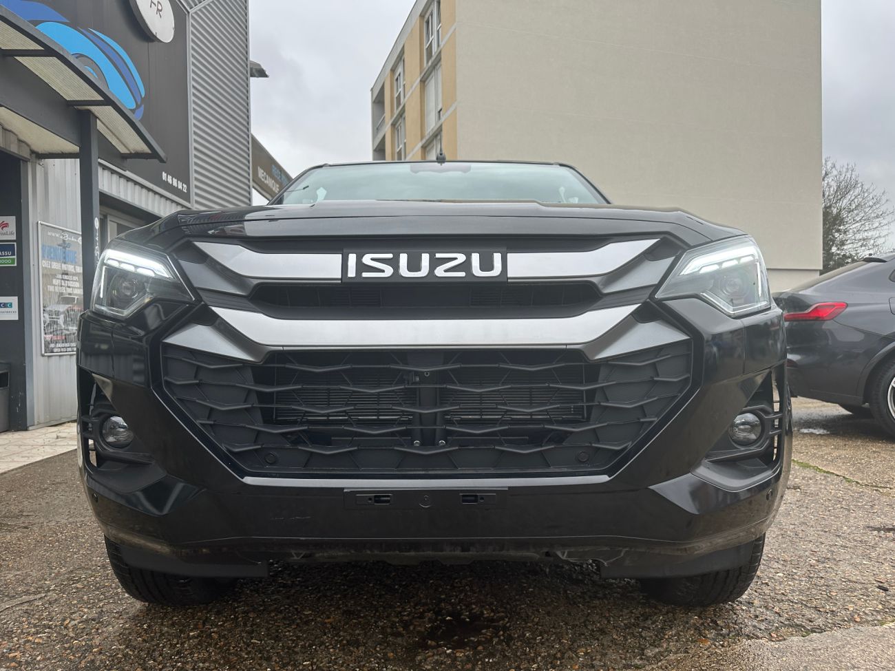 Mandataire ISUZU D-MAX N60 SPACE CAB 1.9 164 CH 4X4 A/T F+