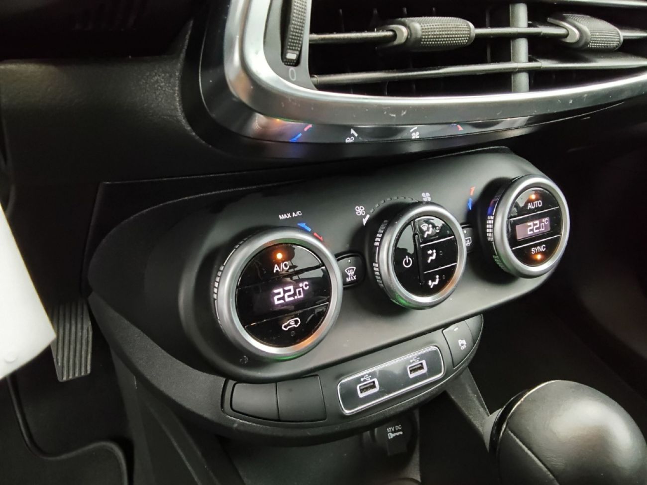 Mandataire FIAT 500X 1.5 FIREFLY TURBO 130CH S/S HYBRID PACK CONFORT DCT7
