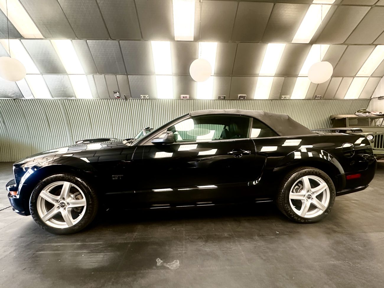 Mandataire Ford MUSTANG 4.6 V8 300 GT cabriolet