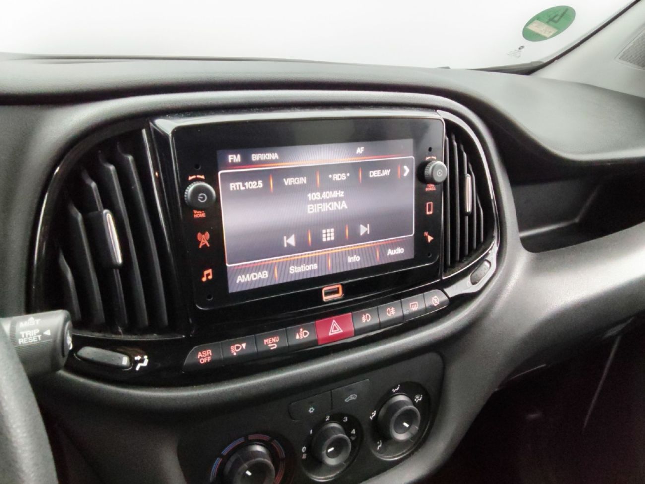 Mandataire FIAT Doblo Combi 1.6 MULTIJET 120sx n1 l1h1