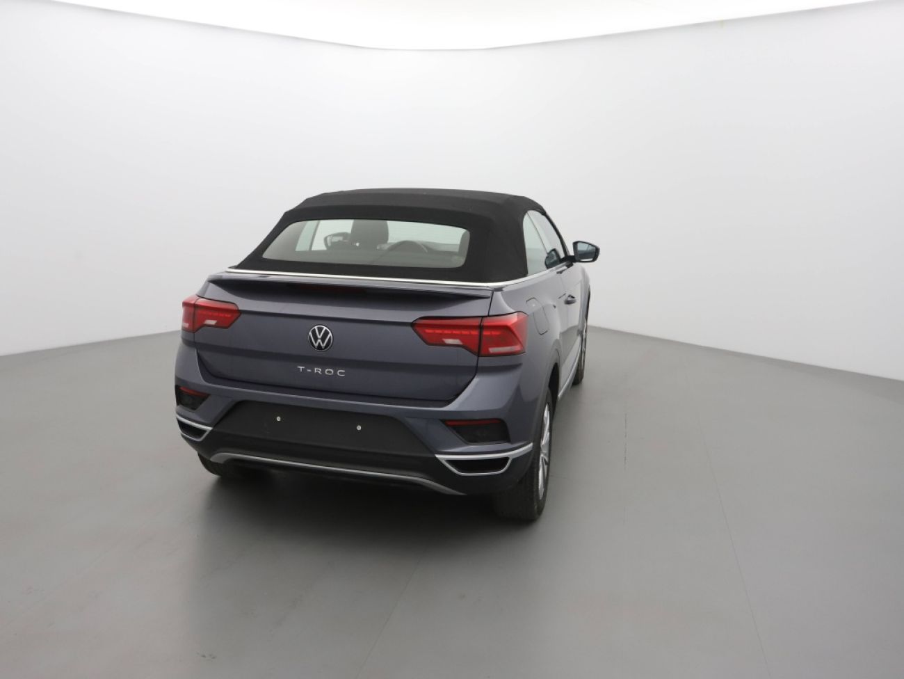 Mandataire VOLKSWAGEN T-Roc Cabriolet 1.5 TSI 150 DSGstyle
