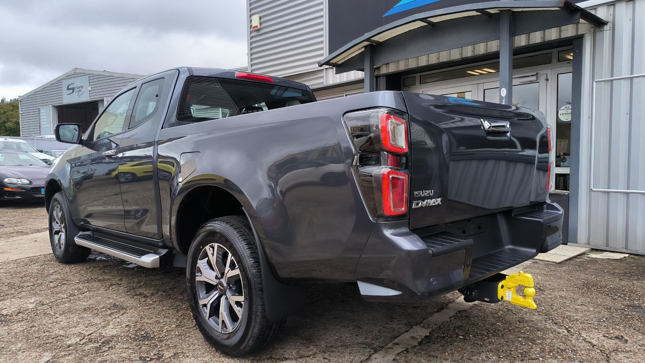 Mandataire ISUZU D-MAX SPACE N60 F 4X4 A/T