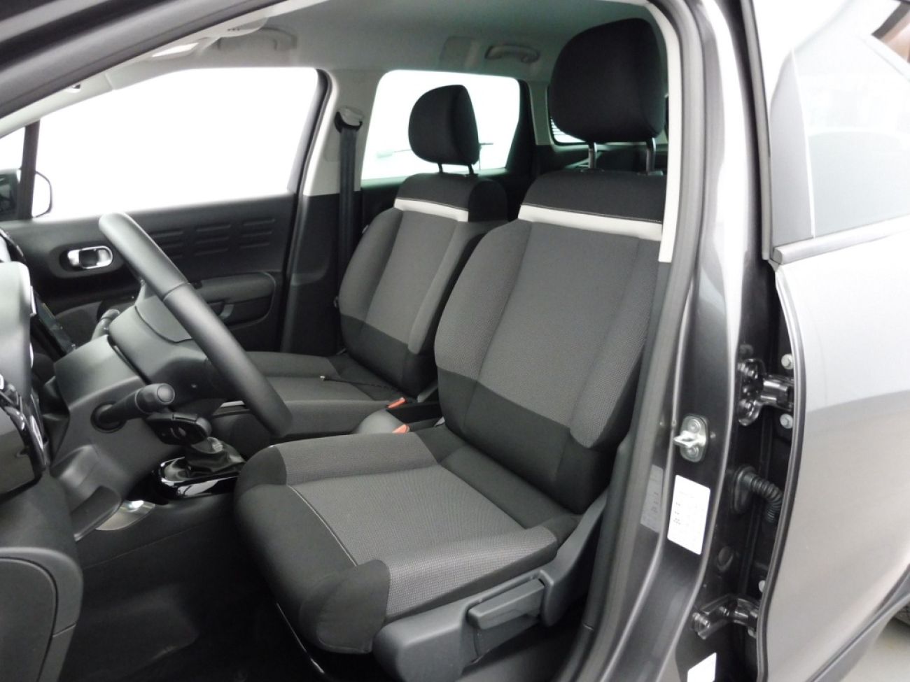 Mandataire Citroën C3 AIRCROSS 1.2 PURETECH 110CH SHINE