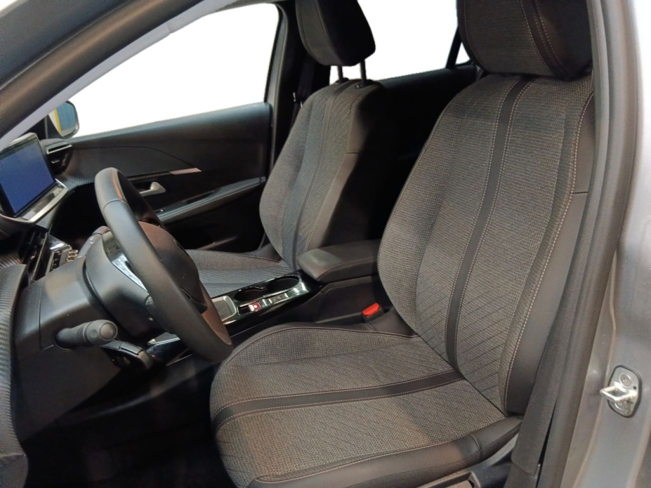 Mandataire PEUGEOT 208 1.2 100CH S&S ALLURE