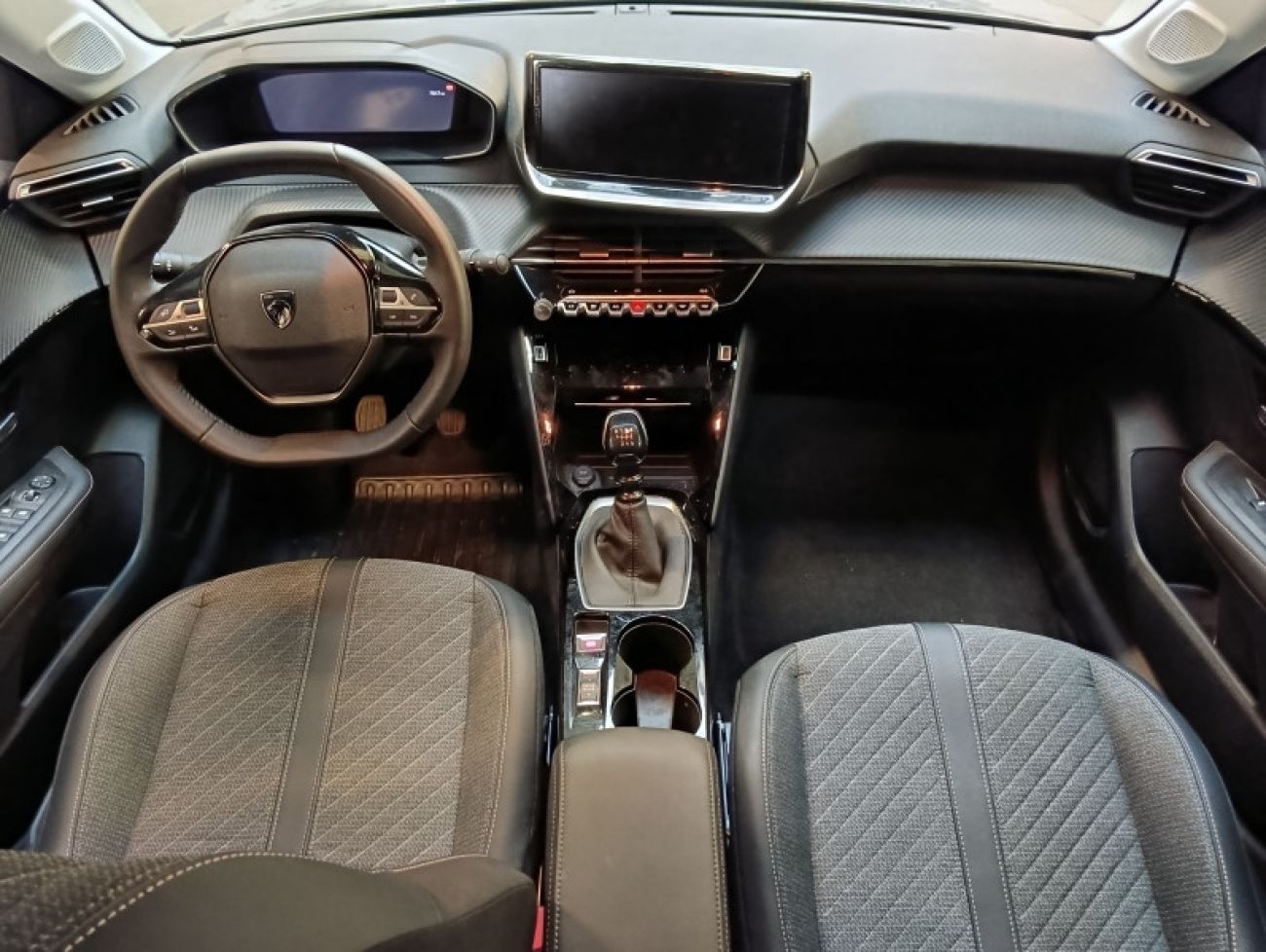 Mandataire PEUGEOT 208 1.2 100CH S&S ALLURE