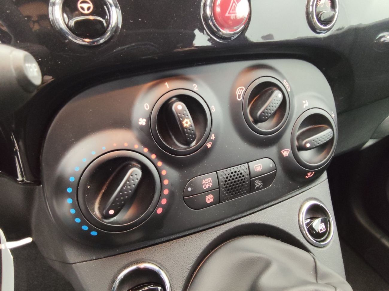 Mandataire FIAT 500C 1.0 70CH BSG SERIE 1