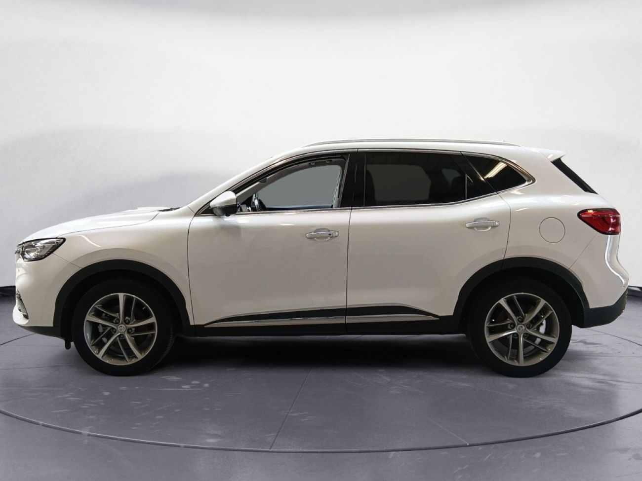 Mandataire MG HS 1.5 T-GDI 162 AT luxury