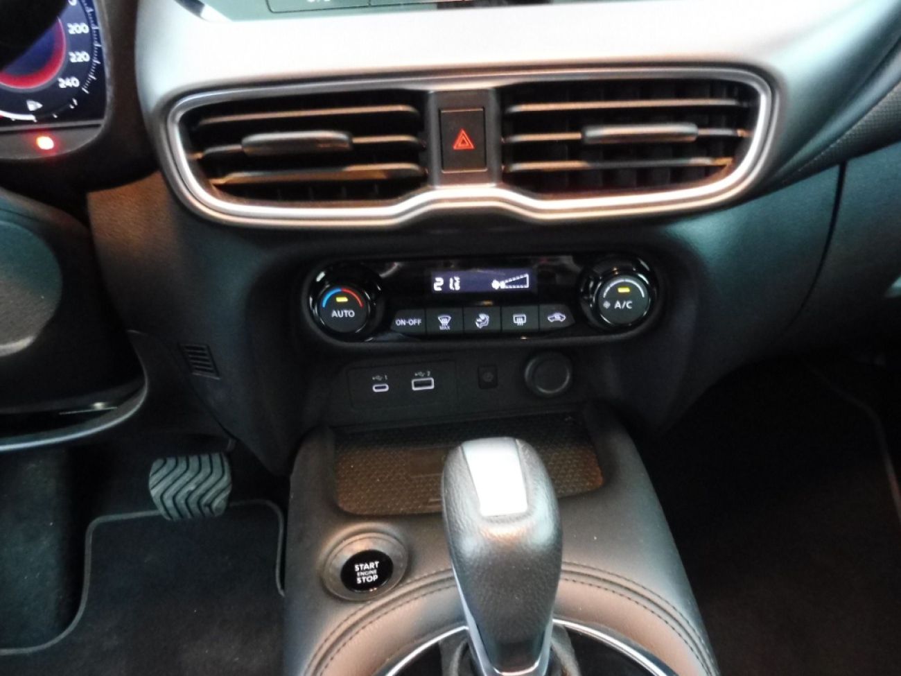 Mandataire NISSAN Juke 1.0 DIG-T 114CH N-CONNECTA
