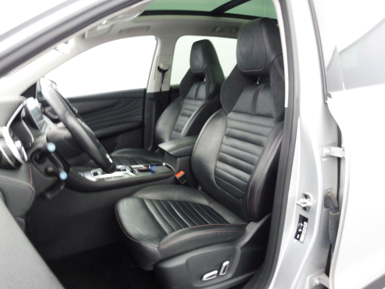 Mandataire MG HS 1.5 T-GDI 162 AT luxury