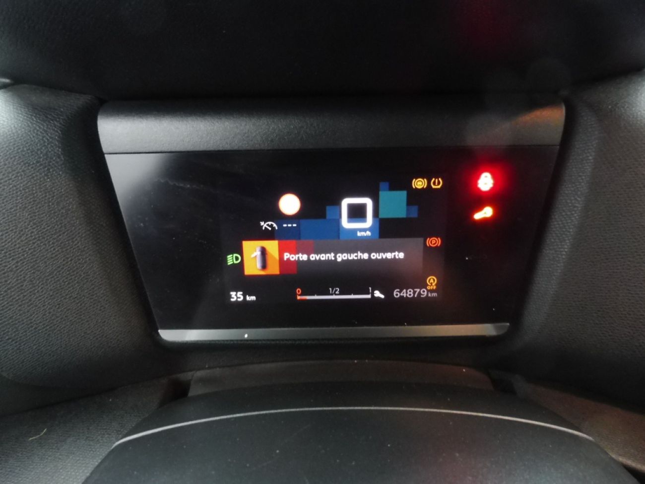 Mandataire Citroën C4 X 1.2 PURETECH 100 FEEL