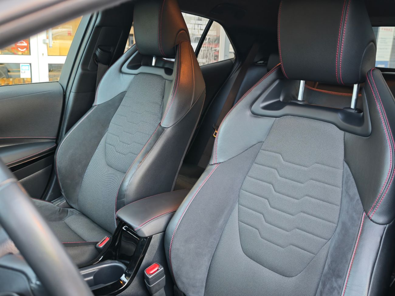 Mandataire TOYOTA COROLLA HYBRIDE 184h Collection