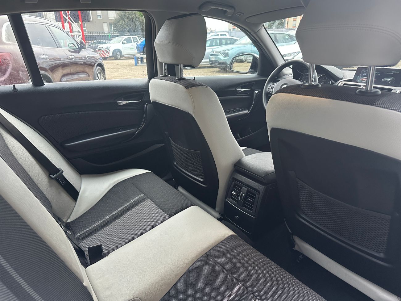 Mandataire BMW SERIE 1 F20 LCI 118i 136 ch Urban Chic A