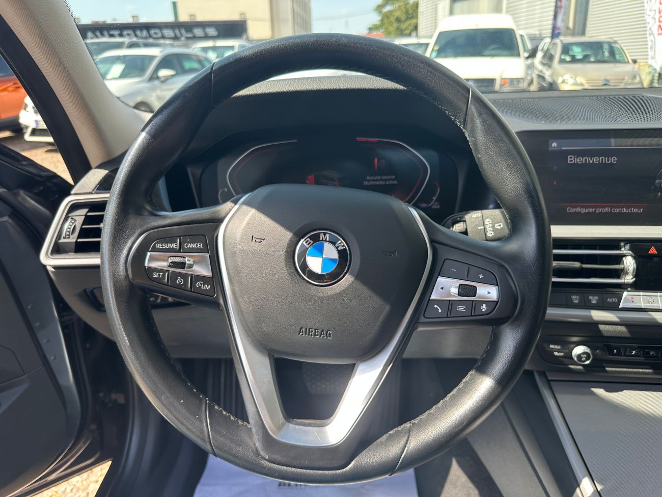 Mandataire BMW SERIE 3 TOURING G21 Touring 320d xDrive 190 ch BVA8 Lounge toit pano jtes 18