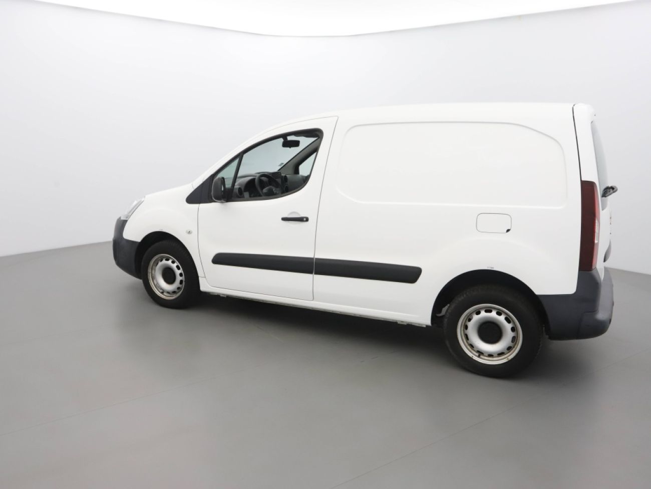 Mandataire Citroën Berlingo BLUEHDI 75CH CLUB