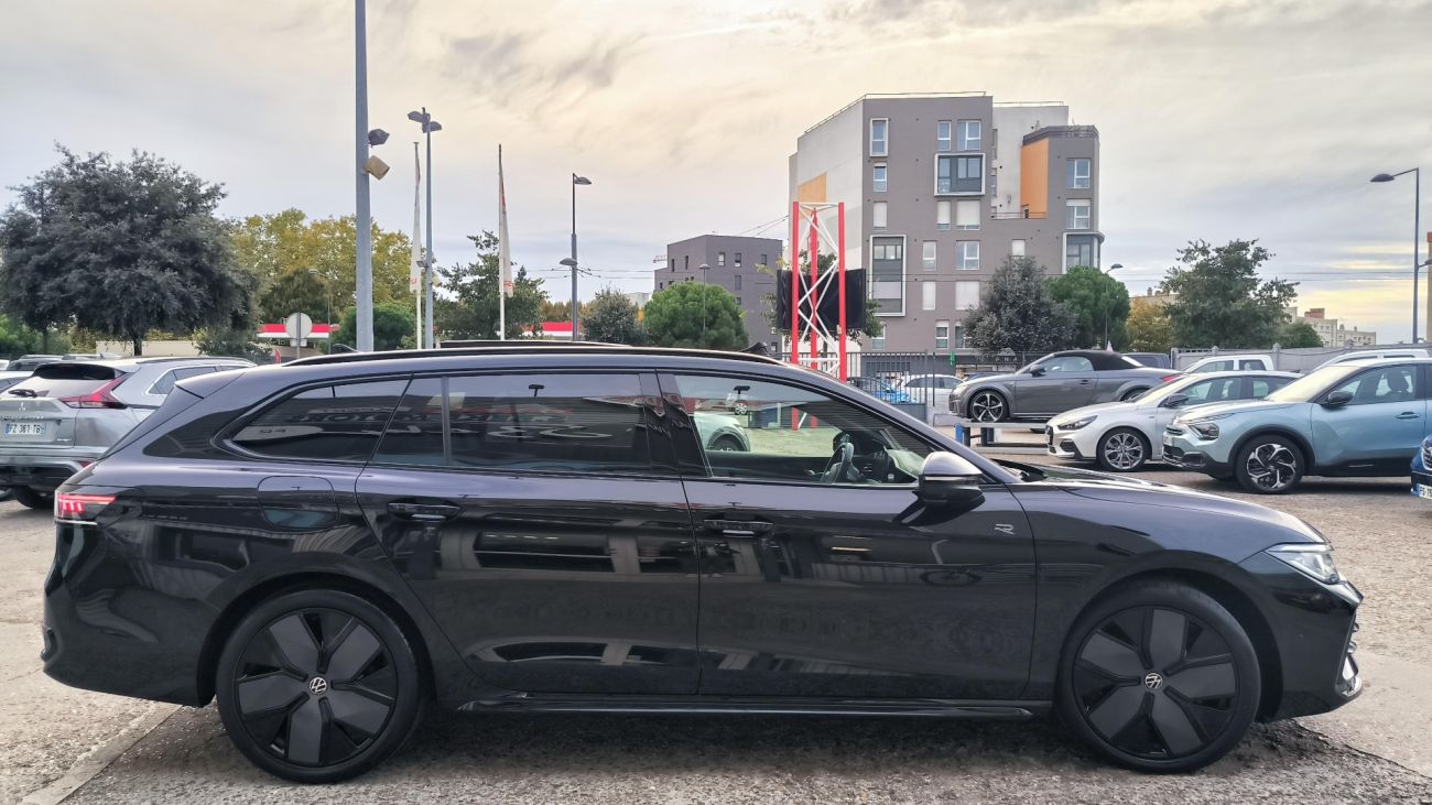 Mandataire VOLKSWAGEN PASSAT 2.0 TDI EVO SCR 150 DSG7 R-Line