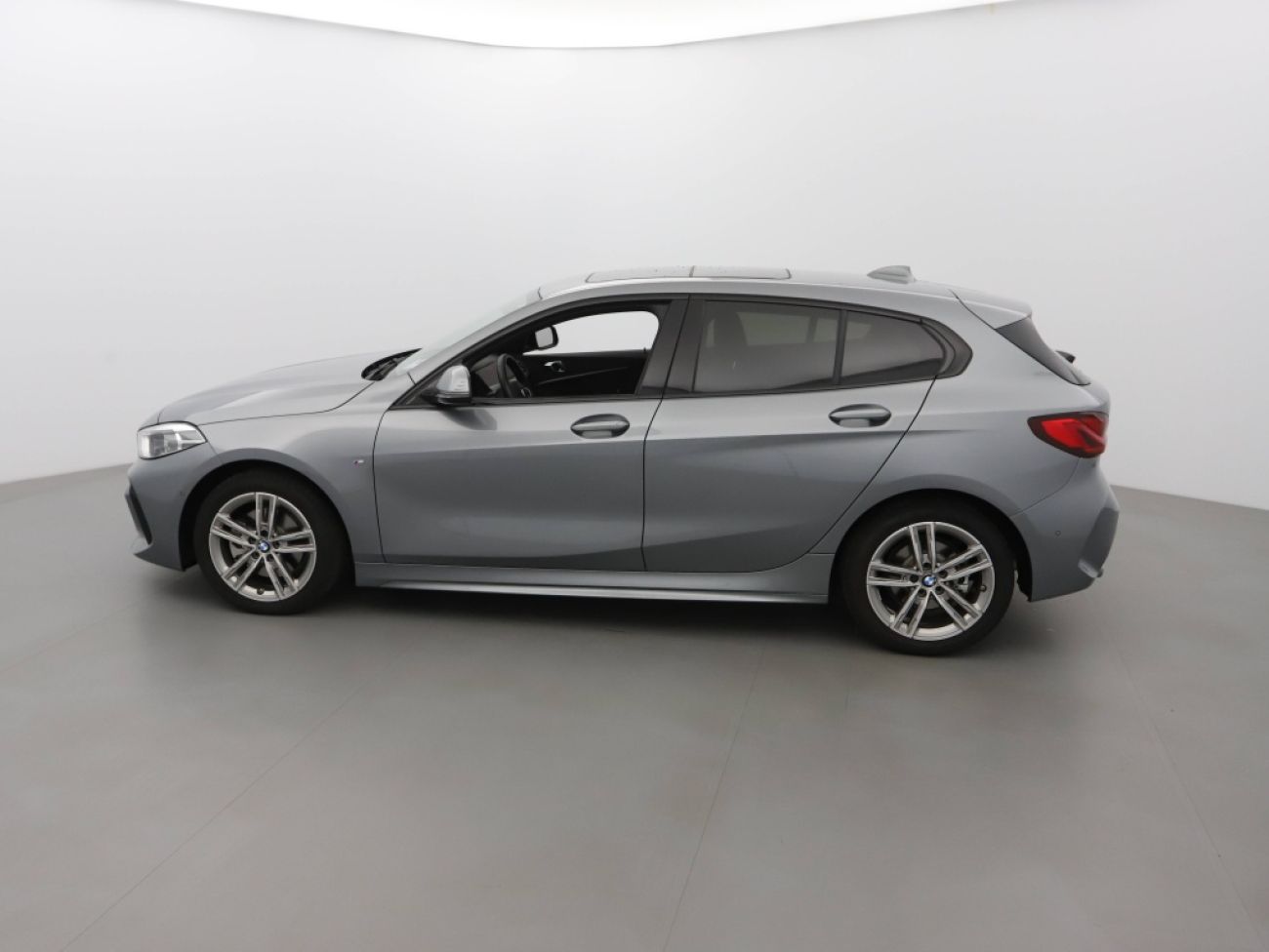 Mandataire BMW SERIE 1 118I STEPTRONIC 136 M-SPORT