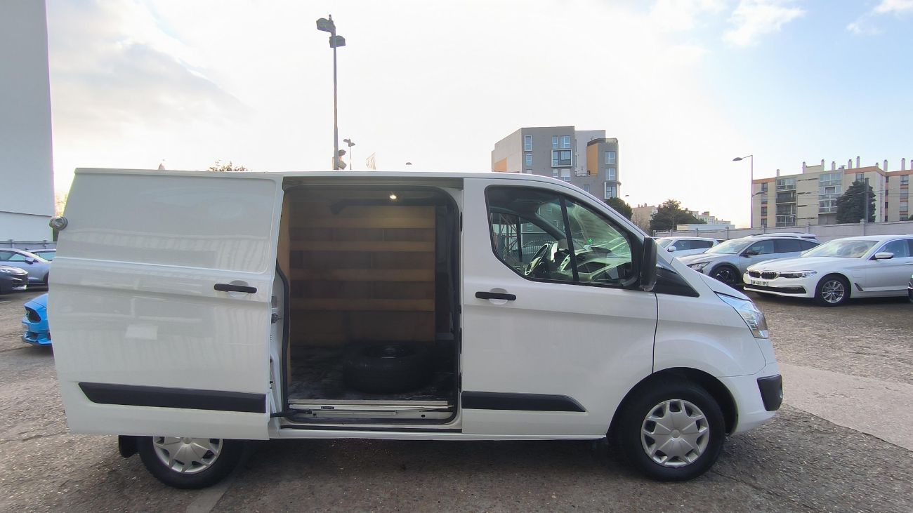 Mandataire Ford TRANSIT CUSTOM FOURGON 290 L1H1 2.0 TDCi 105 TREND BUSINESS