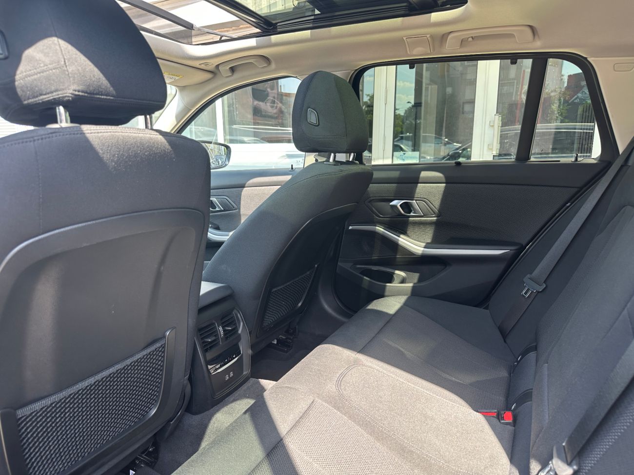 Mandataire BMW SERIE 3 TOURING G21 Touring 320d xDrive 190 ch BVA8 Lounge