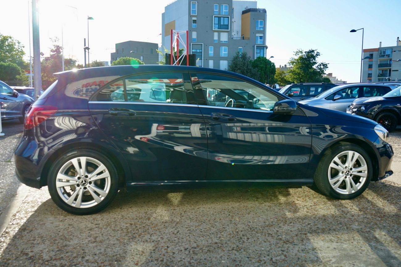 Mandataire MERCEDES CLASSE A 180 7G-DCT Sensation