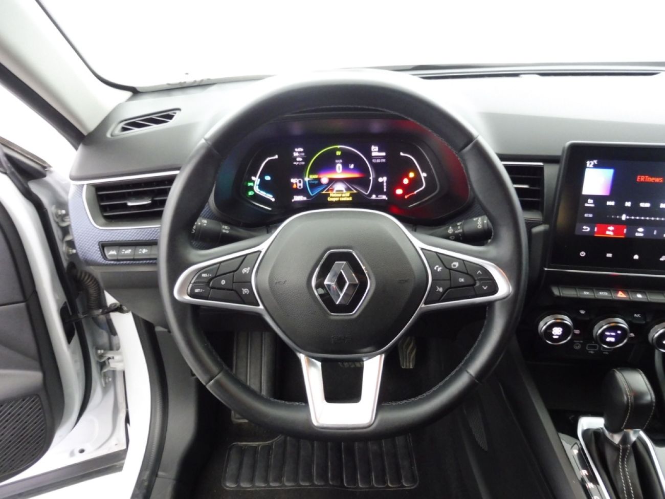 Mandataire RENAULT Arkana 1.6 E-TECH 145 HEVequilibre
