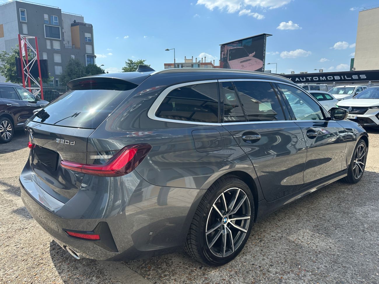Mandataire BMW SERIE 3 TOURING G21 Touring 320d xDrive 190 ch BVA8 Lounge toit pano jtes 18