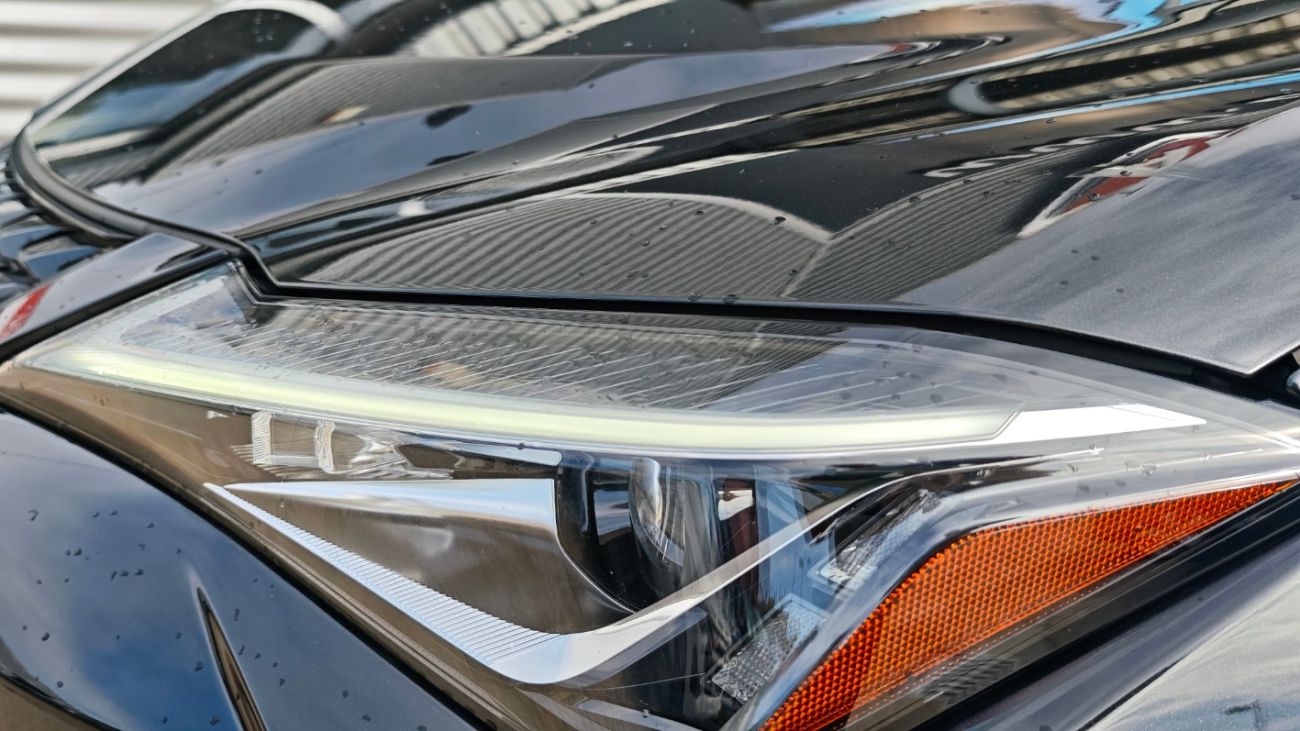 Mandataire LEXUS UX 250h 2WD Luxe