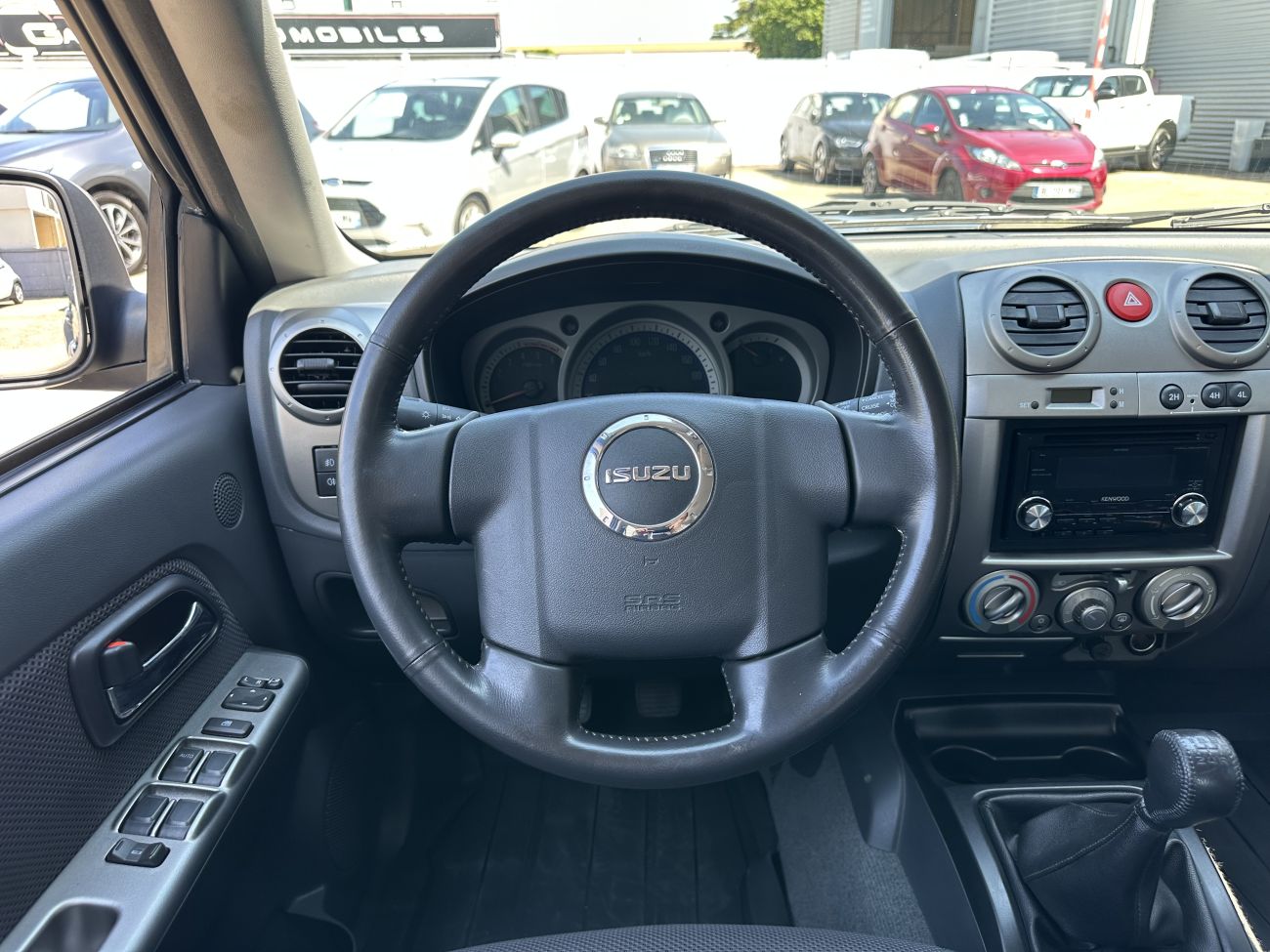 Mandataire ISUZU D-MAX 3.0 4WD CREW CAB LS
