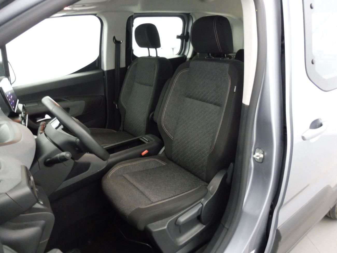Mandataire PEUGEOT RIFTER TAILLE M - 1.5 BLUEHDI 100CH S&S ALLURE 5 PLACES